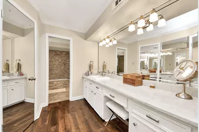 31 Bendwood Drive, Sugar Land, TX 77478 - Photo 13
