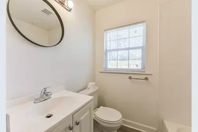 8229 Carolwood Drive, Houston, TX 77028 - Photo 23