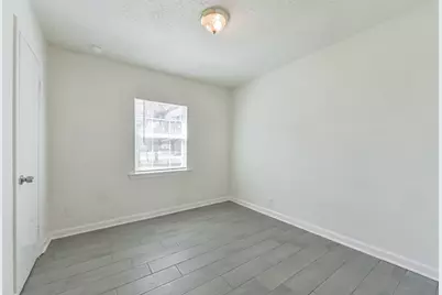 8229 Carolwood Drive, Houston, TX 77028 - Photo 19