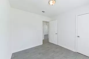 8229 Carolwood Dr, Houston, TX 77028 - Photo 21