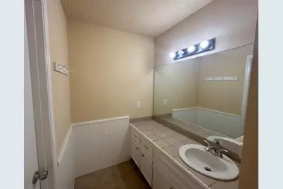 5921 Arncliffe Drive #5921, Houston, TX 77088 - Photo 15