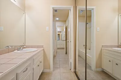 5921 Arncliffe Drive #5921, Houston, TX 77088 - Photo 13