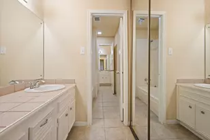5921 Arncliffe Dr, Houston, TX 77088 - Photo 13