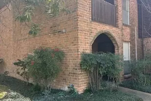 5921 Arncliffe Dr, Houston, TX 77088 - Photo 1