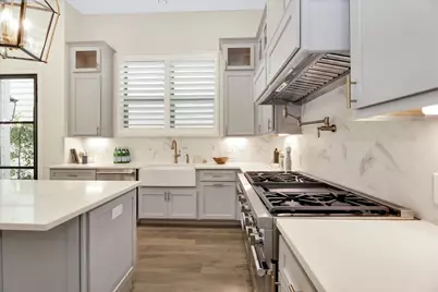 540 W 26th Street #A, Houston, TX 77008 - Photo 9