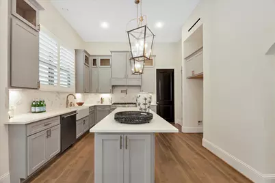 540 W 26th Street #A, Houston, TX 77008 - Photo 11