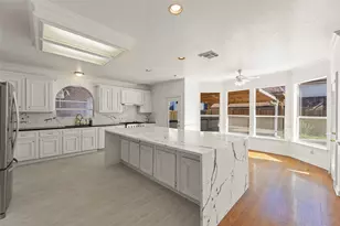 15510 Misty Hollow Dr, Houston, TX 77068 - Photo 11