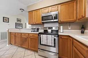 2311 Leading Edge Dr, Friendswood, TX 77546 - Photo 21