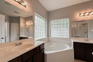 6810 Summer Bridge Ln, Spring, TX 77379 - Photo 35