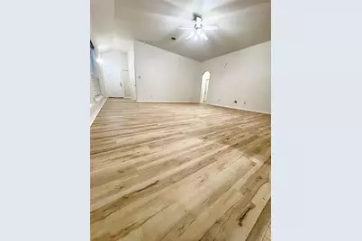 12514 King John Drive, Houston, TX 77044 - Photo 3