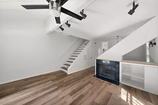 518 Hawthorne St, Houston, TX 77006 - Photo 3