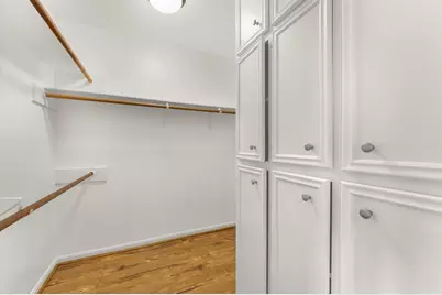 33 Crystal Lake Lane, The Woodlands, TX 77380 - Photo 15