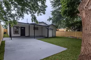 7912 Ford St, Houston, TX 77012 - Photo 3