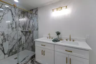 7912 Ford St, Houston, TX 77012 - Photo 11
