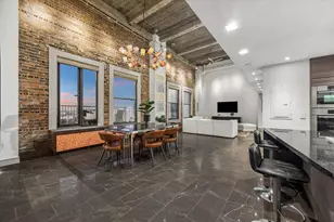 915 Franklin St, Houston, TX 77002 - Photo 3