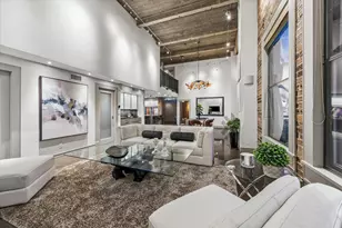 915 Franklin St, Houston, TX 77002 - Photo 9