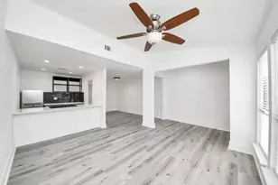 1014 Graham Dr, Tomball, TX 77375 - Photo 3