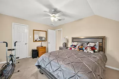 1302 E April Rain Court, Missouri City, TX 77489 - Photo 33