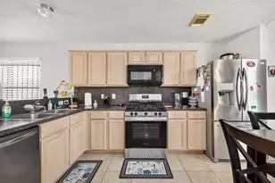 1302 E April Rain Ct, Missouri City, TX 77489 - Photo 19