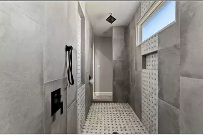 8105 Jet Pilot Street, Houston, TX 77075 - Photo 13