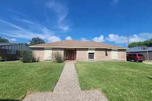 2626 Beluche, Galveston, TX 77551 - Photo 1