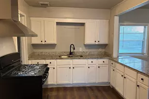 5818 Glenhurst Dr, Houston, TX 77033 - Photo 3