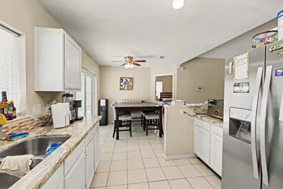 18042 Garden Manor Drive, Houston, TX 77084 - Photo 11