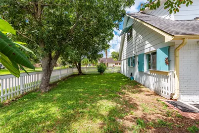 1902 Port Royal Drive, Nassau Bay, TX 77058 - Photo 49