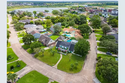 1902 Port Royal Drive, Nassau Bay, TX 77058 - Photo 19