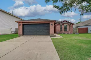 3910 Ridge Canyon Rd, Baytown, TX 77521 - Photo 1