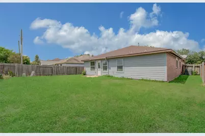 3910 Ridge Canyon Road, Baytown, TX 77521 - Photo 27