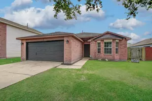 3910 Ridge Canyon Rd, Baytown, TX 77521 - Photo 3
