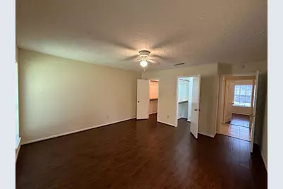 239 Kings Way, Stafford, TX 77477 - Photo 11