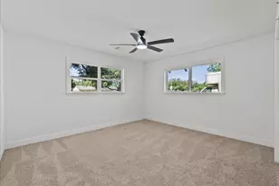 8011 Richmond Ave, Houston, TX 77063 - Photo 21