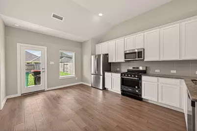 21630 Wave Hollow Drive, Cypress, TX 77433 - Photo 5