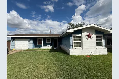 2001 Isla Drive, Pearland, TX 77581 - Photo 1