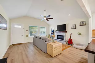 1314 E 34th St, Houston, TX 77022 - Photo 5