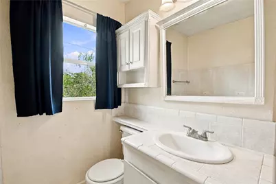 5805 Bretshire Drive, Houston, TX 77016 - Photo 9