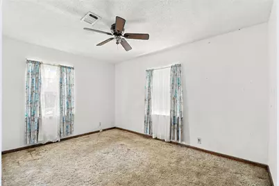 5805 Bretshire Drive, Houston, TX 77016 - Photo 13