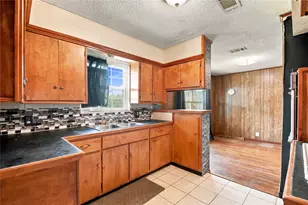 5805 Bretshire Dr, Houston, TX 77016 - Photo 7