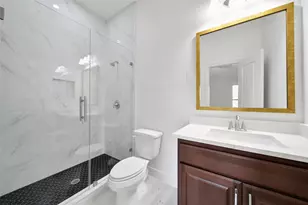 11030 Sarah Bluff Ln, Cypress, TX 77433 - Photo 37