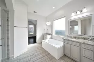 11030 Sarah Bluff Ln, Cypress, TX 77433 - Photo 21