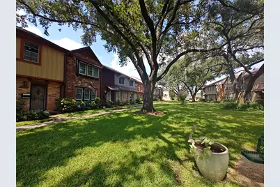 2252 Shadowdale Drive #362, Houston, TX 77043 - Photo 5