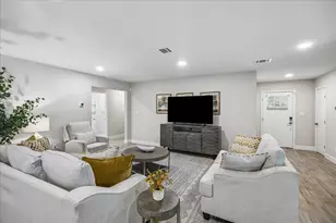 3014 Conway St, Houston, TX 77025 - Photo 3
