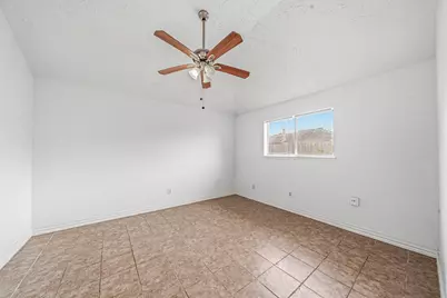10515 Autumn Harvest Drive, Houston, TX 77064 - Photo 17