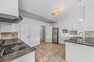 10515 Autumn Harvest Dr, Houston, TX 77064 - Photo 13
