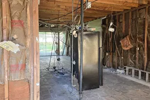 1929 Clipper Ct, Willis, TX 77318 - Photo 3