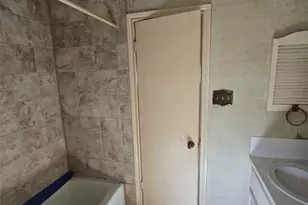 1929 Clipper Ct, Willis, TX 77318 - Photo 11