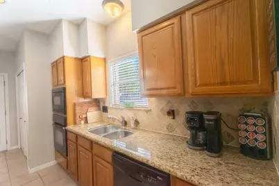 1209 Twin Oaks Street, Friendswood, TX 77546 - Photo 7