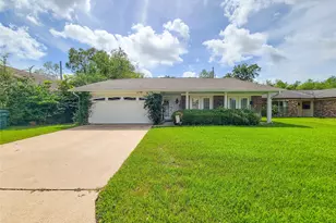 8855 Casey Dr, Beaumont, TX 77707 - Photo 3
